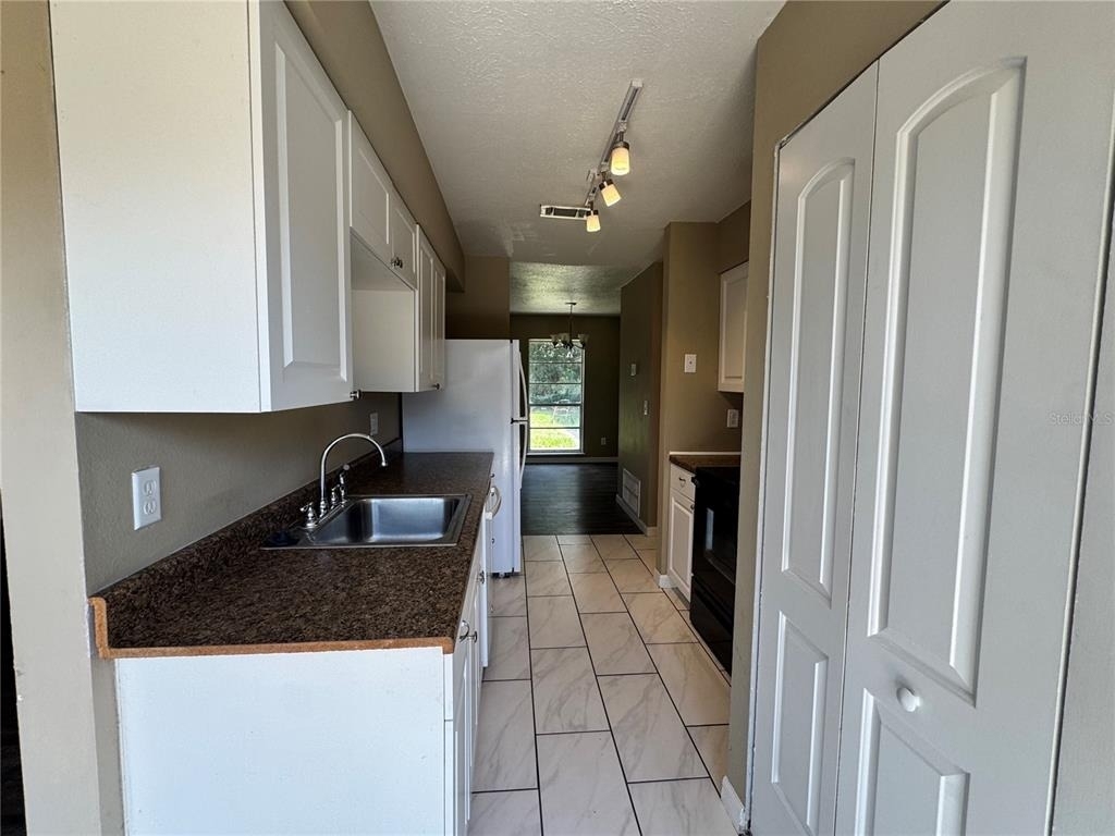 4001 Se 22nd Avenue - Photo 10