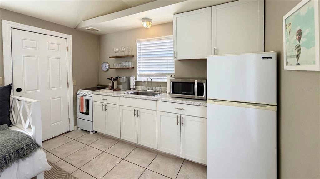 1618 Park Lake Street - Photo 7