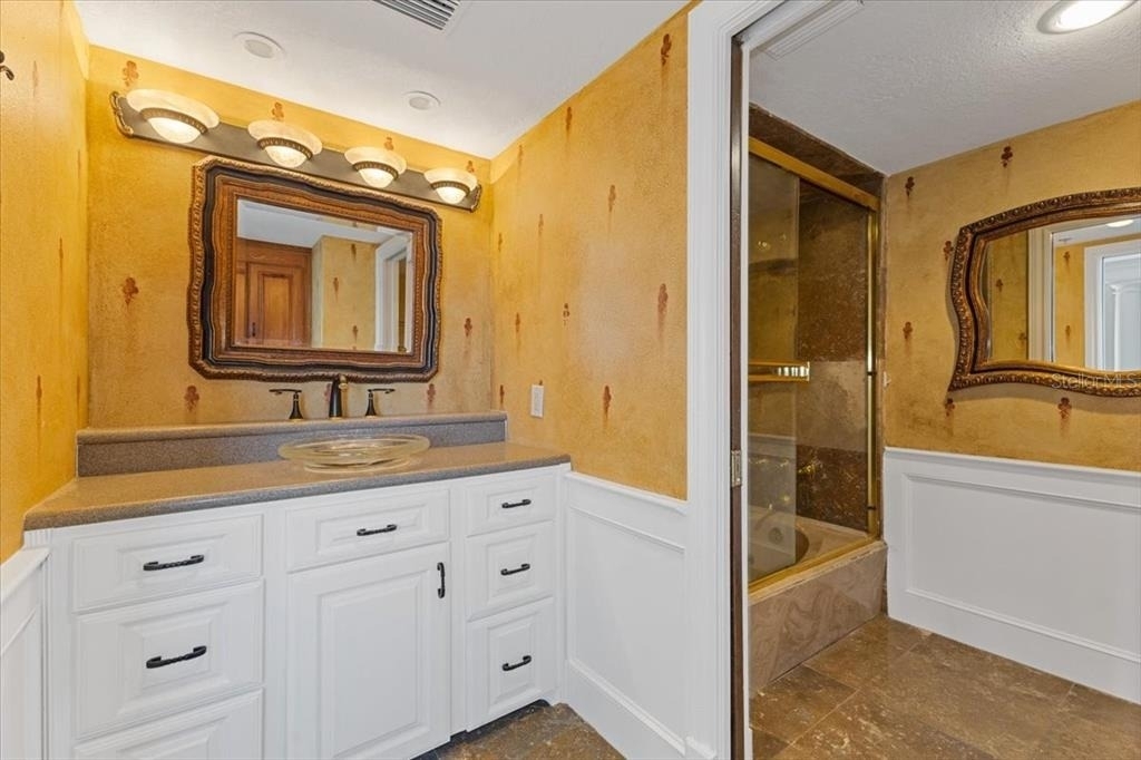 7550 Hinson Street - Photo 14