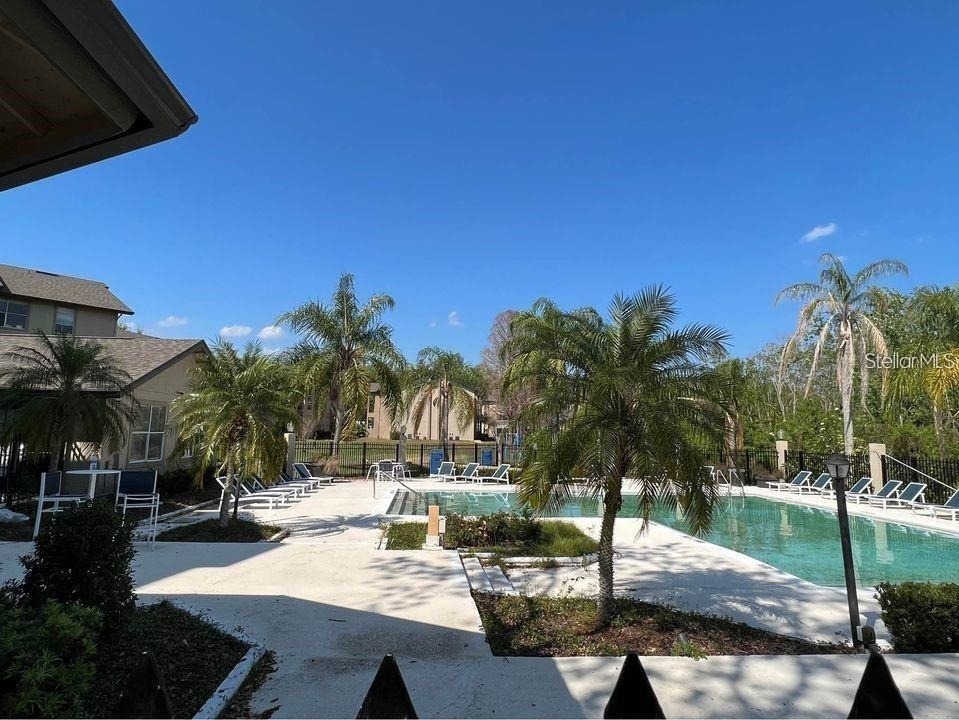 976 Leeward Place - Photo 3