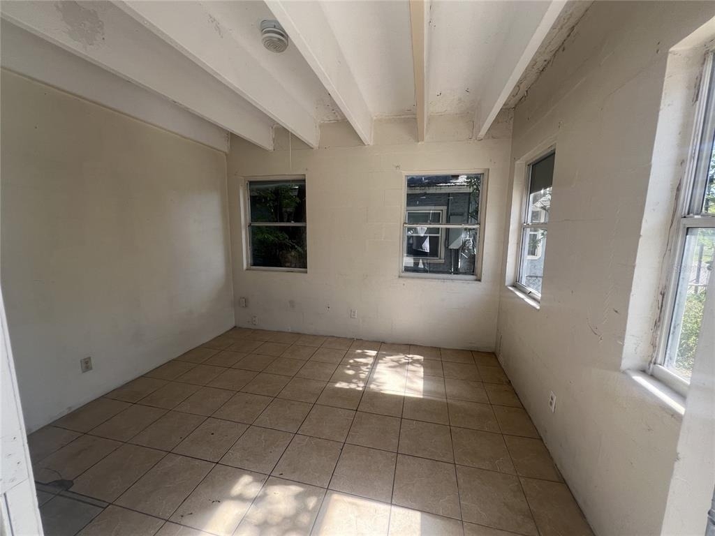 543 Division Street - Photo 7