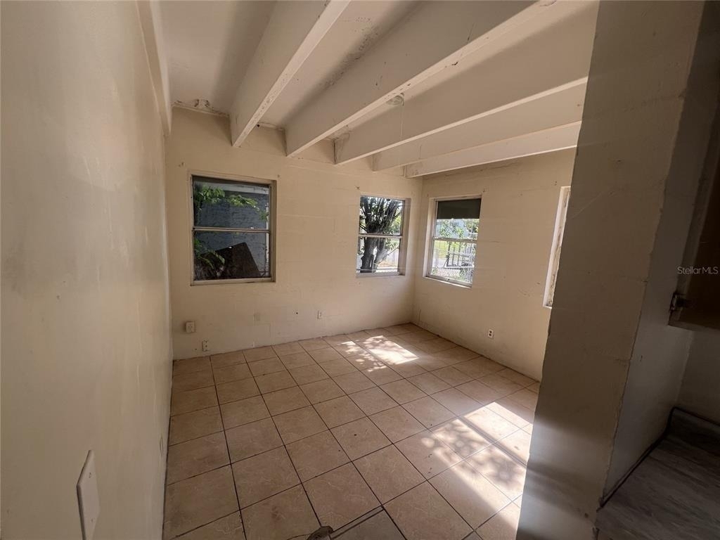 543 Division Street - Photo 6
