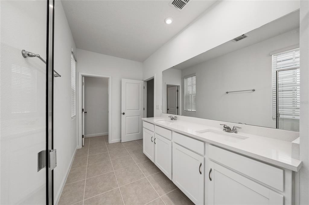 2402 Celebration Boulevard - Photo 28