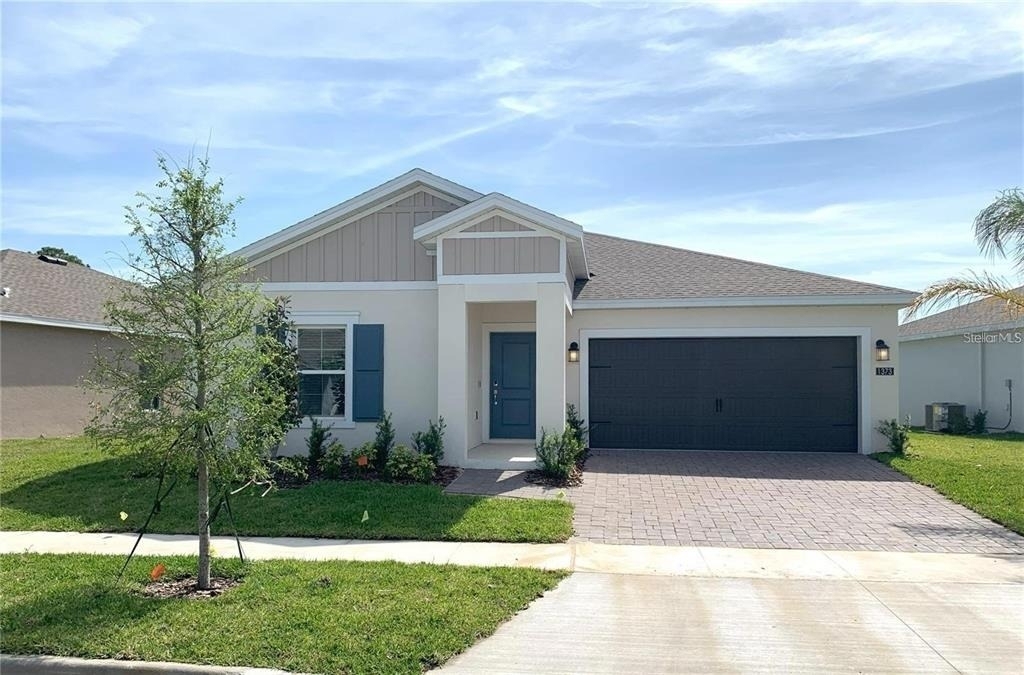 1373 Brentwood Dr - Photo 1