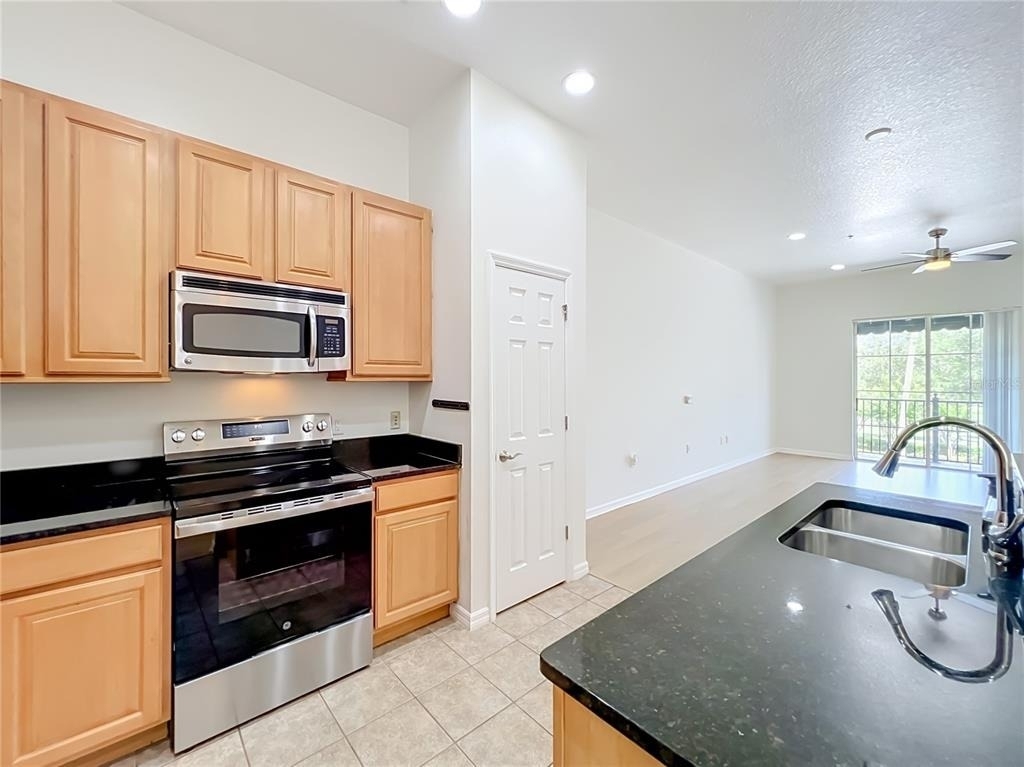 3716 Avalon Park East Boulevard - Photo 10