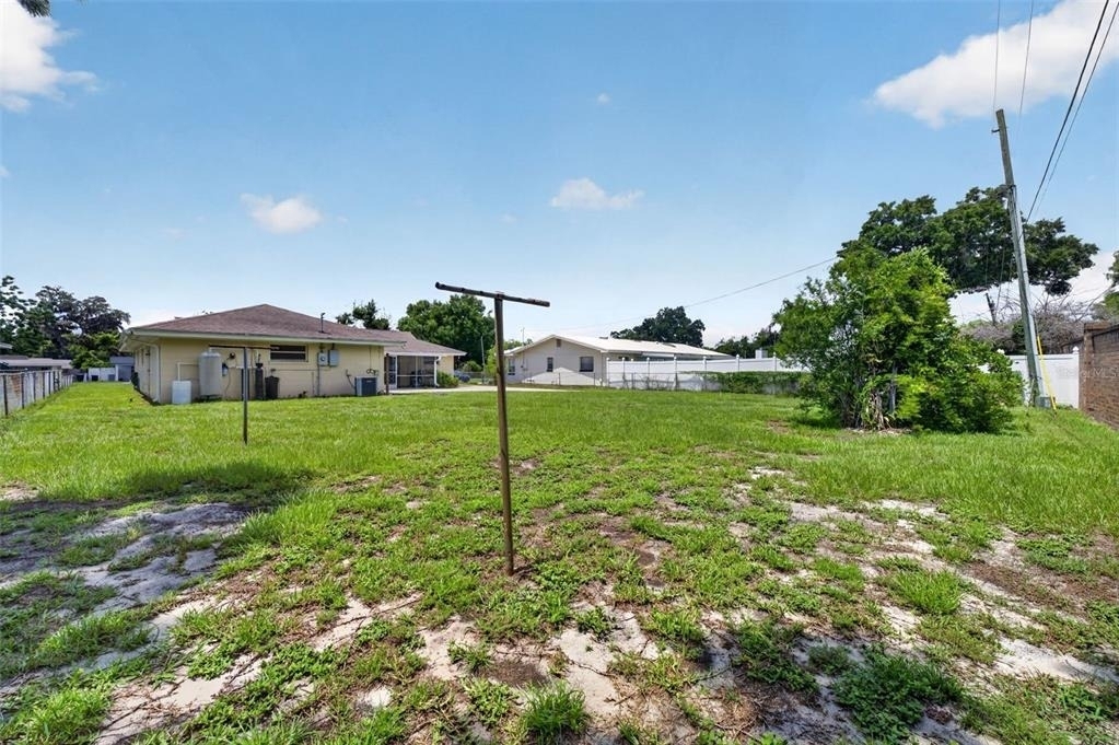 125 E Faith Terrace - Photo 28