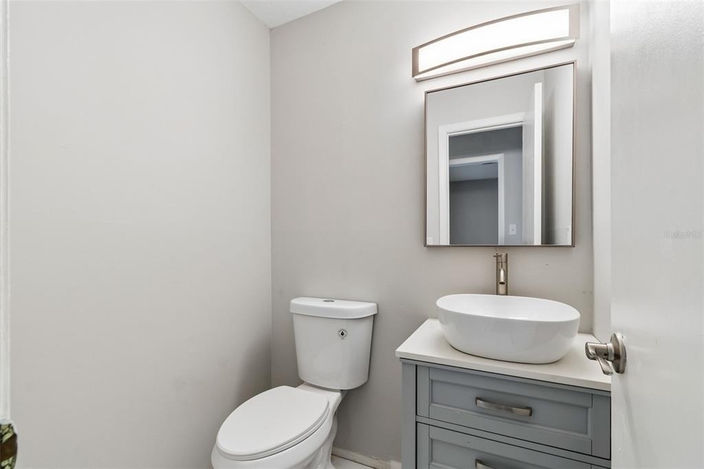 400 E Silver Star Road - Photo 31