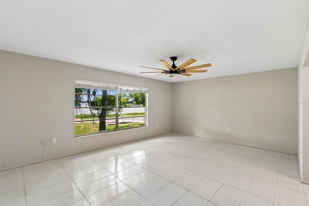 400 E Silver Star Road - Photo 23