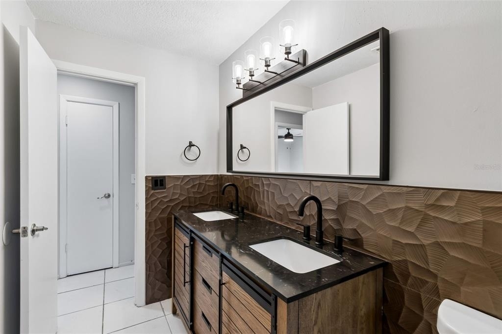 400 E Silver Star Road - Photo 40