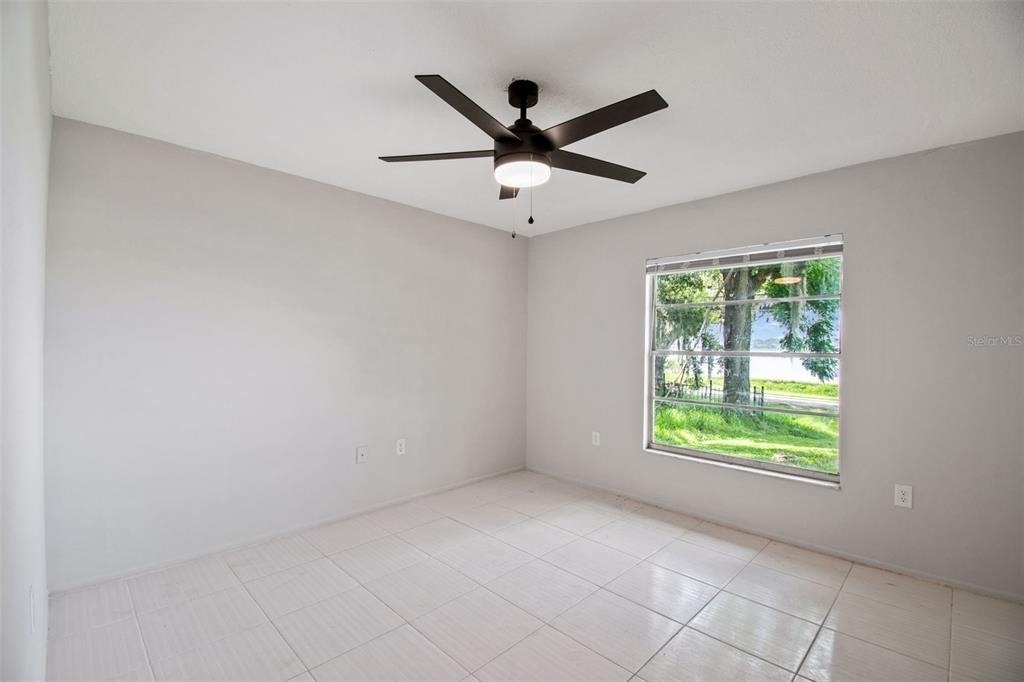 400 E Silver Star Road - Photo 32