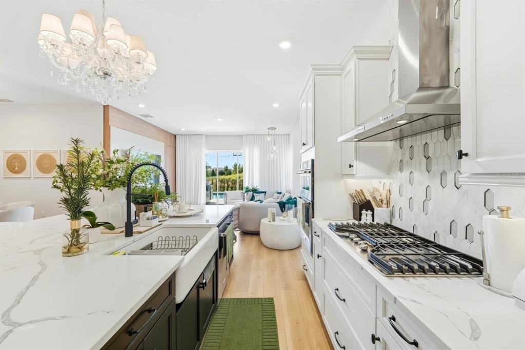 16312 Volterra Point - Photo 3