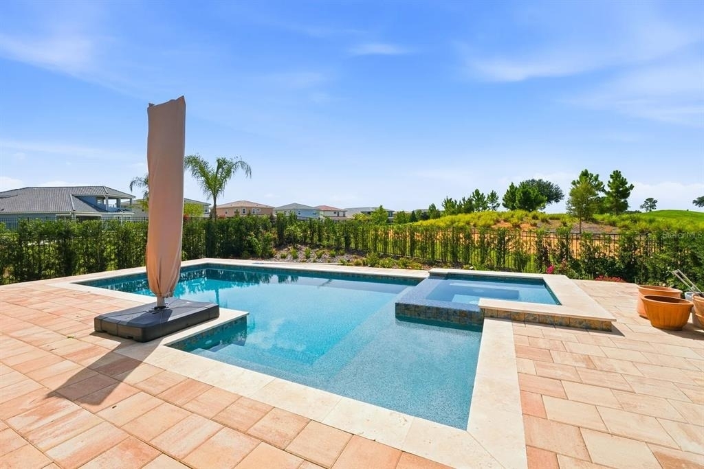 16312 Volterra Point - Photo 19