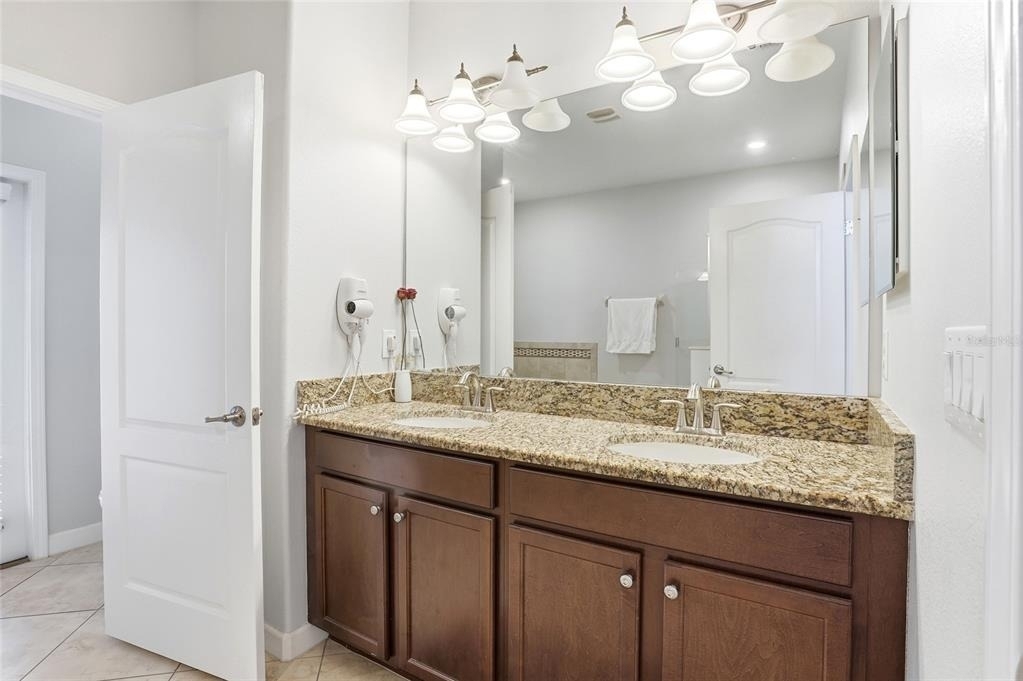 9039 Shadow Mountain Street - Photo 8