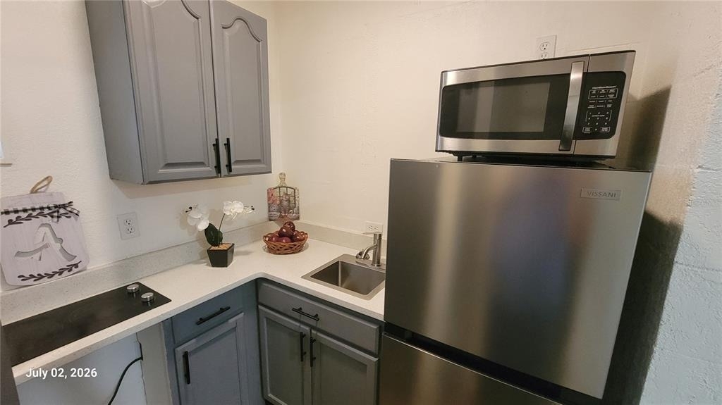 345 N Thompson Road - Photo 2