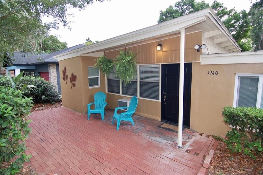 1940 Sunset Lane - Photo 1