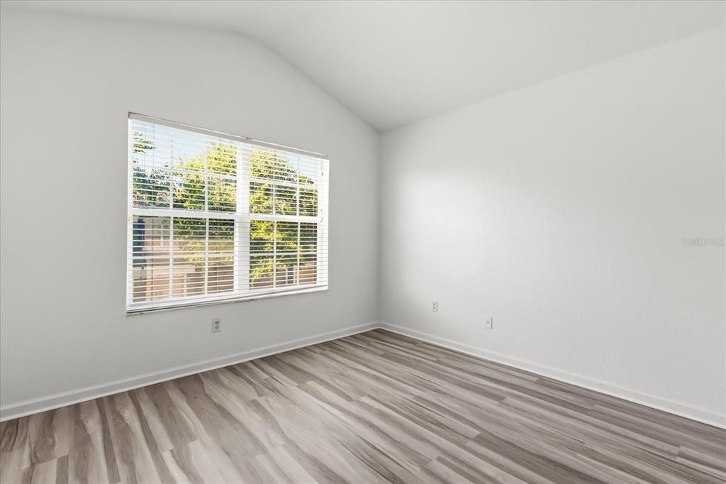 5012 Hawkstone Drive - Photo 11