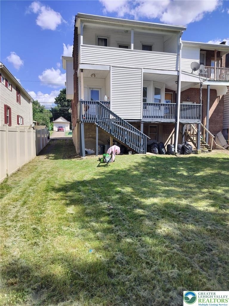 141 Grove Street - Photo 22