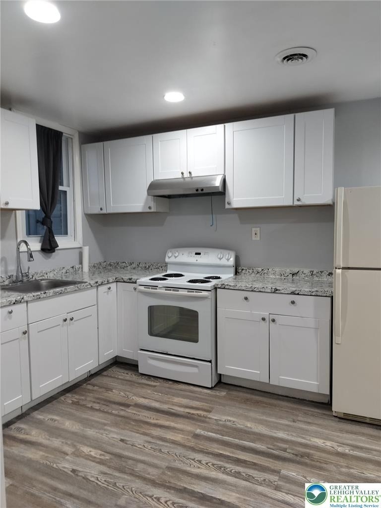 141 Grove Street - Photo 18