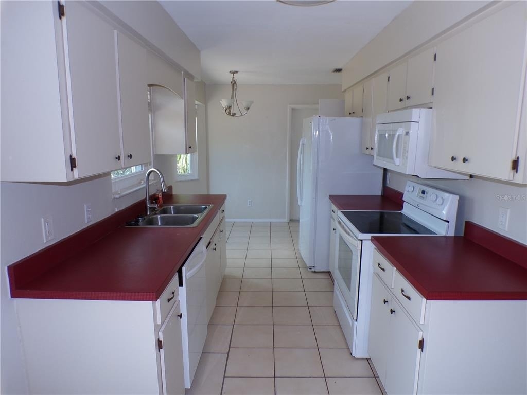 10104 Willmington Boulevard - Photo 5