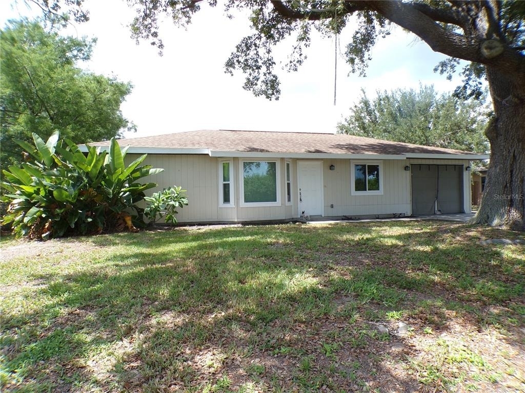 10104 Willmington Boulevard - Photo 0