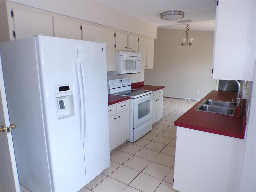 10104 Willmington Boulevard - Photo 2