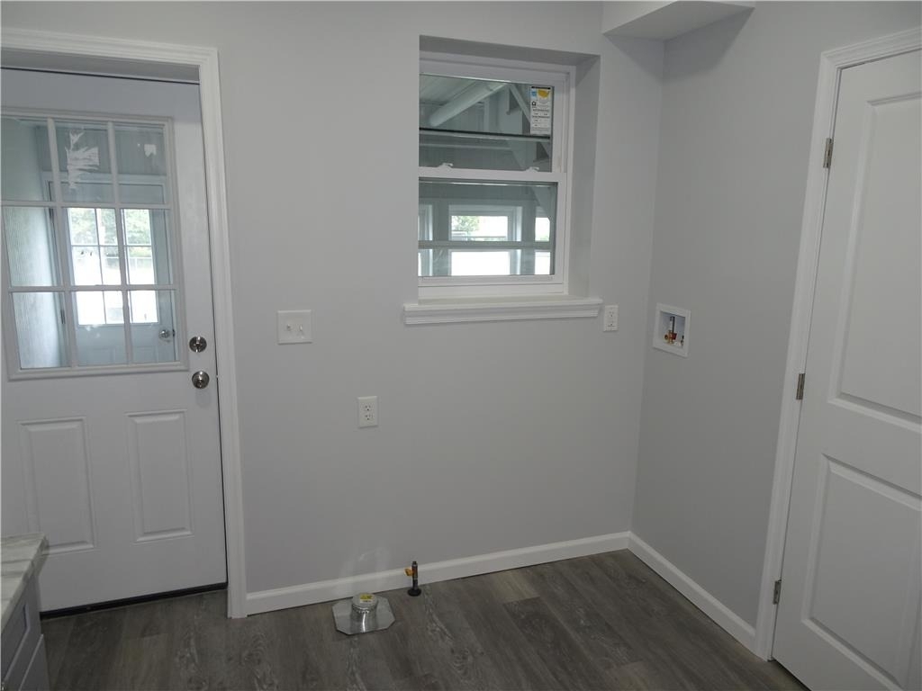 1535 E 7th Street - Photo 13
