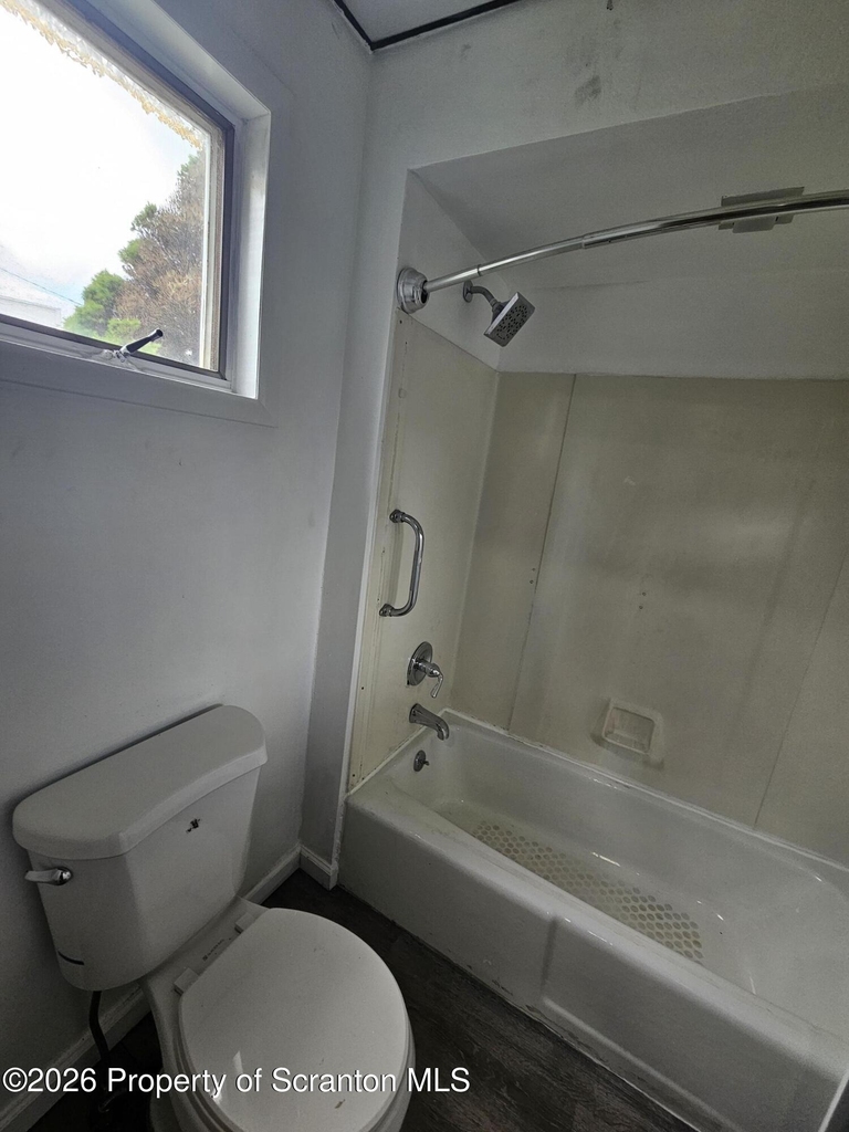 106 N Main Street - Photo 9
