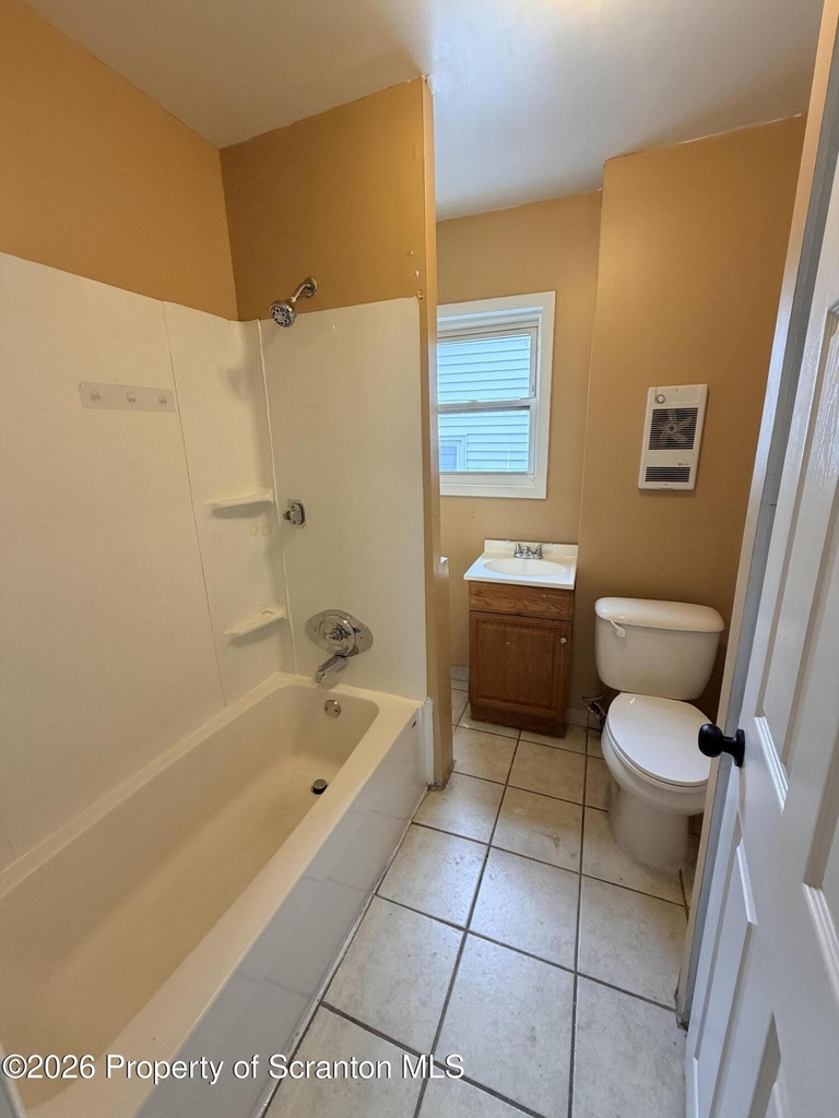 118 Saint Frances Cabrini Avenue - Photo 4