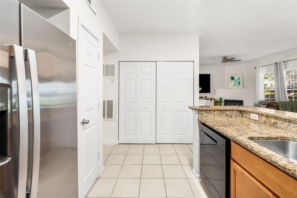 10000 Sw 52nd Avenue - Photo 10