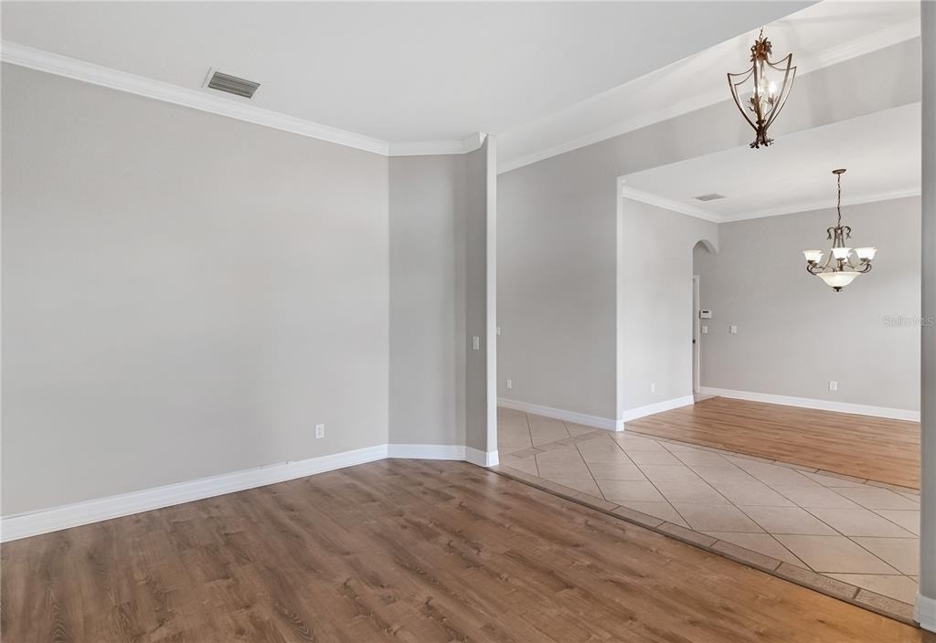 12615 20th Street E - Photo 6