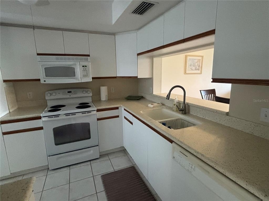 6507 Stone River Road - Photo 8