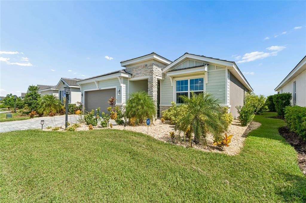 18123 Gulf Ranch Place - Photo 0