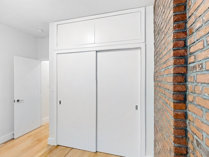 Stanton Street - Photo 11