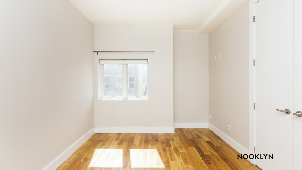 98 Diamond Street - Photo 4