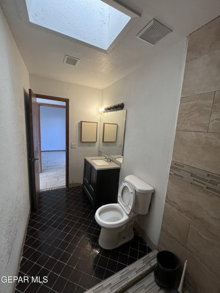 5862 Oleaster Drive - Photo 17
