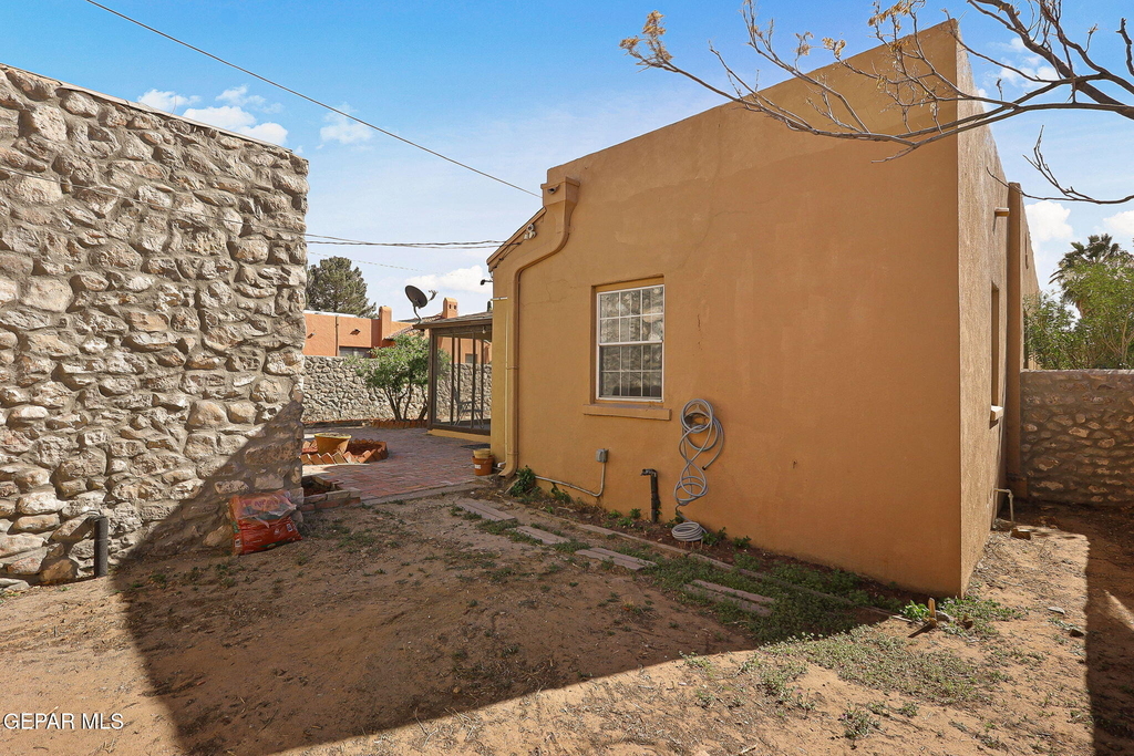 821 Kern Drive - Photo 45