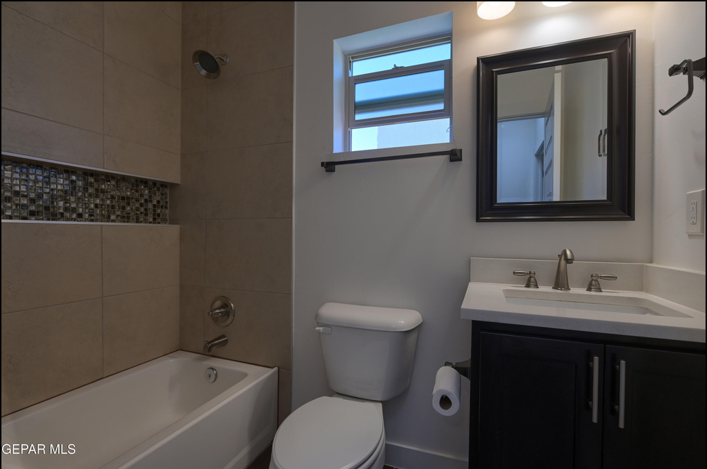 12478 Lanchester Drive - Photo 4