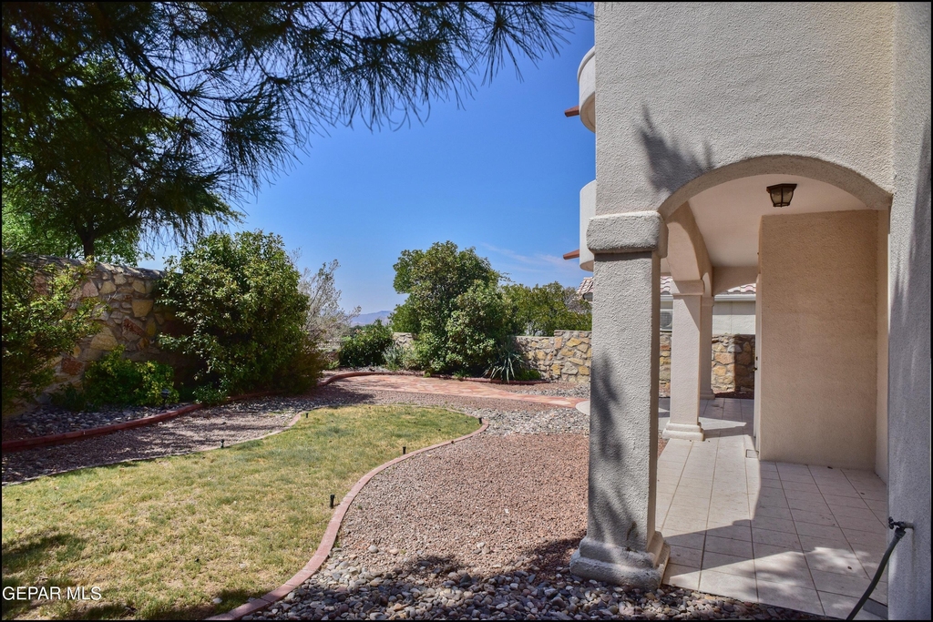 1560 Via Appia Street - Photo 43
