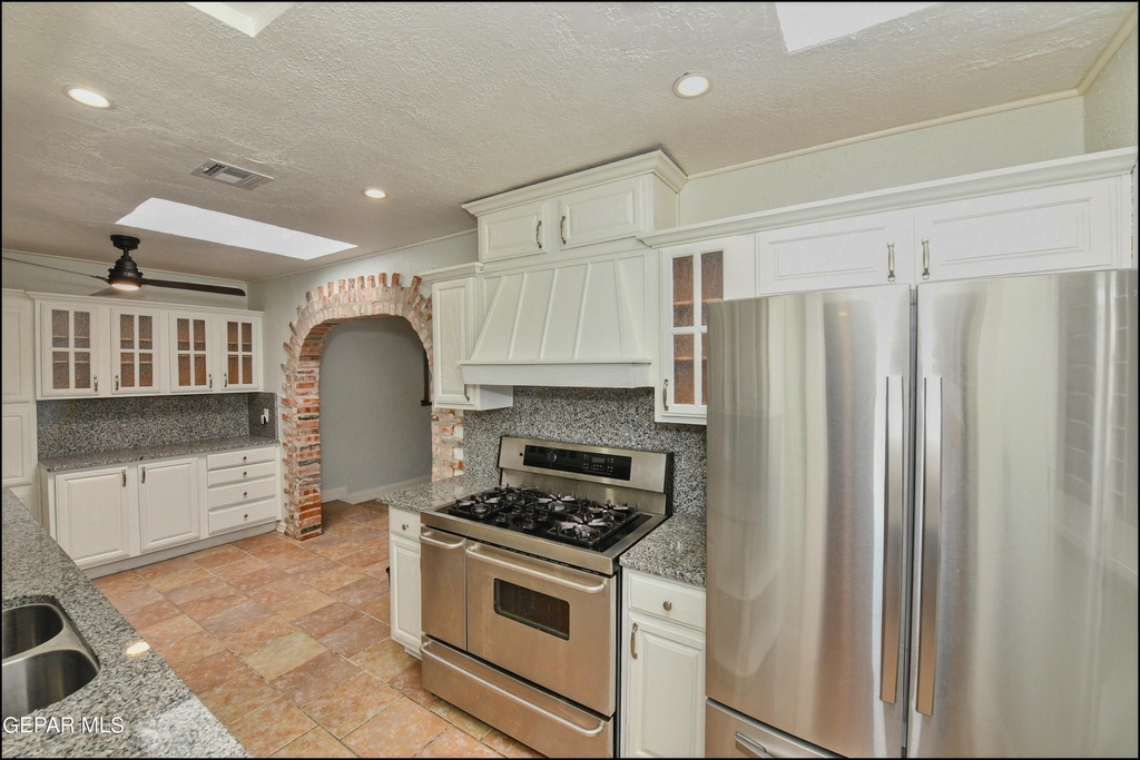 3030 Aurora Avenue - Photo 18