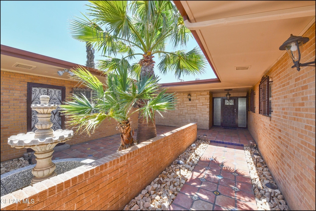 3030 Aurora Avenue - Photo 5