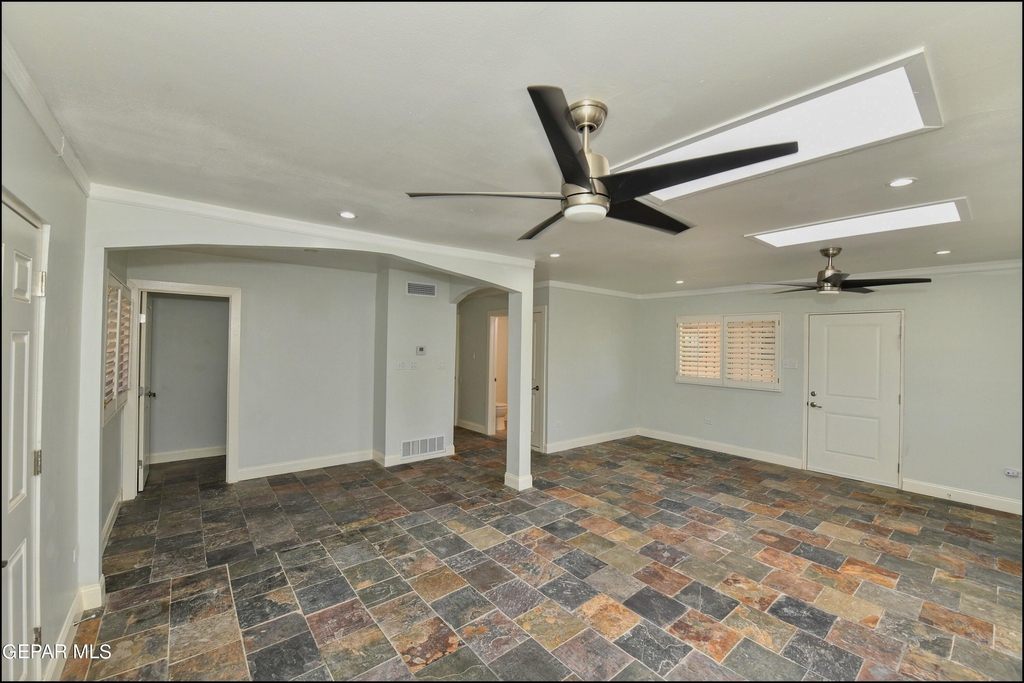 3030 Aurora Avenue - Photo 31
