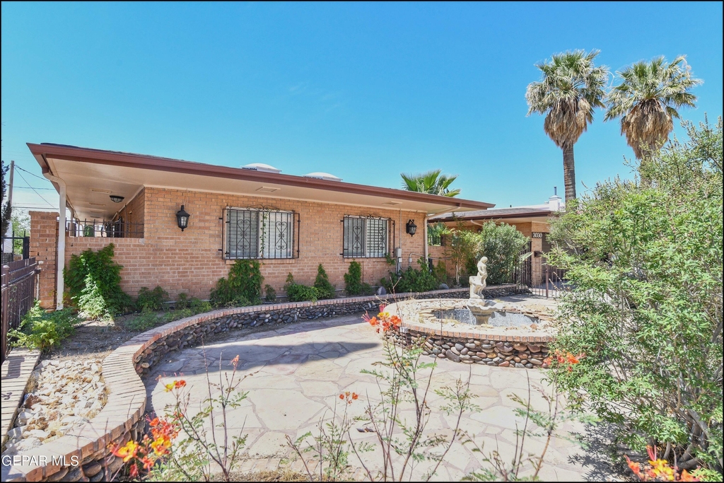 3030 Aurora Avenue - Photo 1