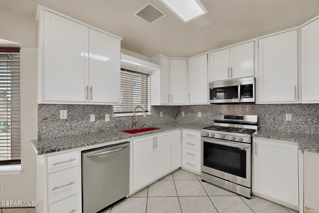 14224 Desert Ash Drive - Photo 23