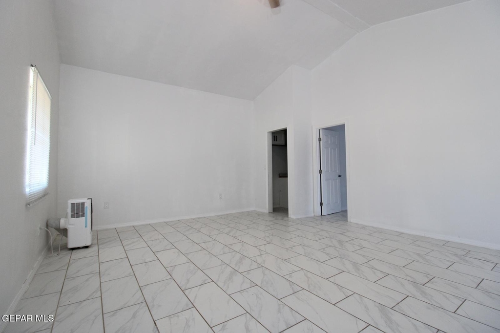 561 Agua De Mar - Photo 1
