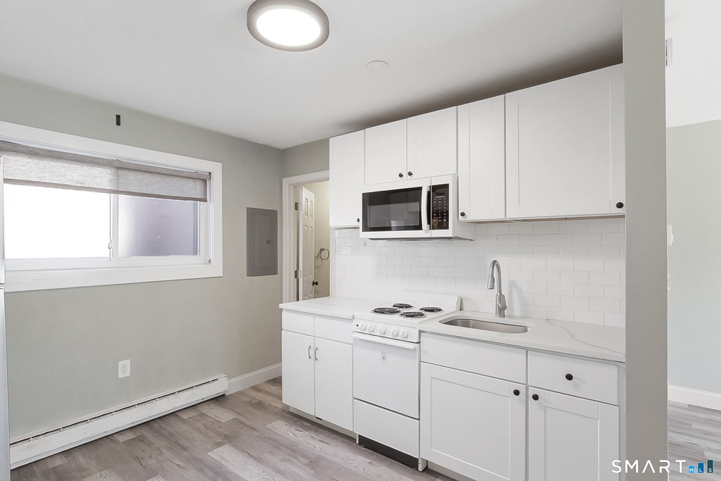 36 Woodbury Avenue - Photo 5