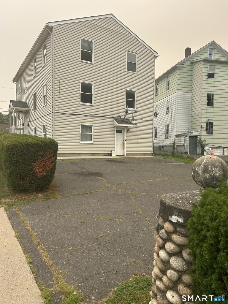 204 Booth Street - Photo 0