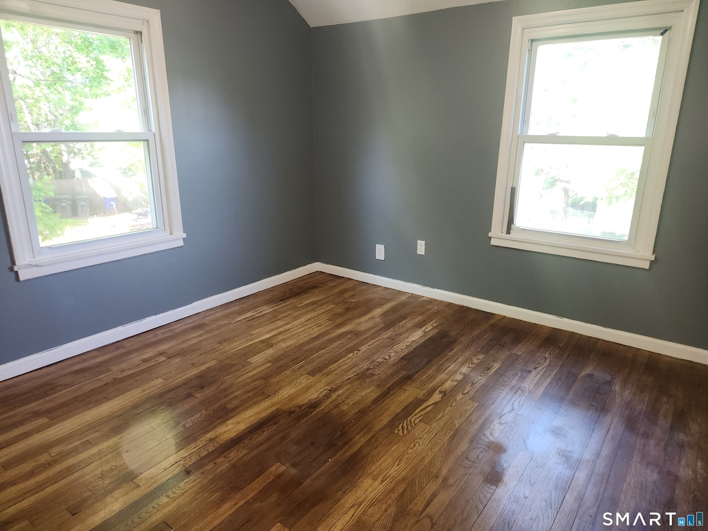 191 Dupont Place - Photo 3