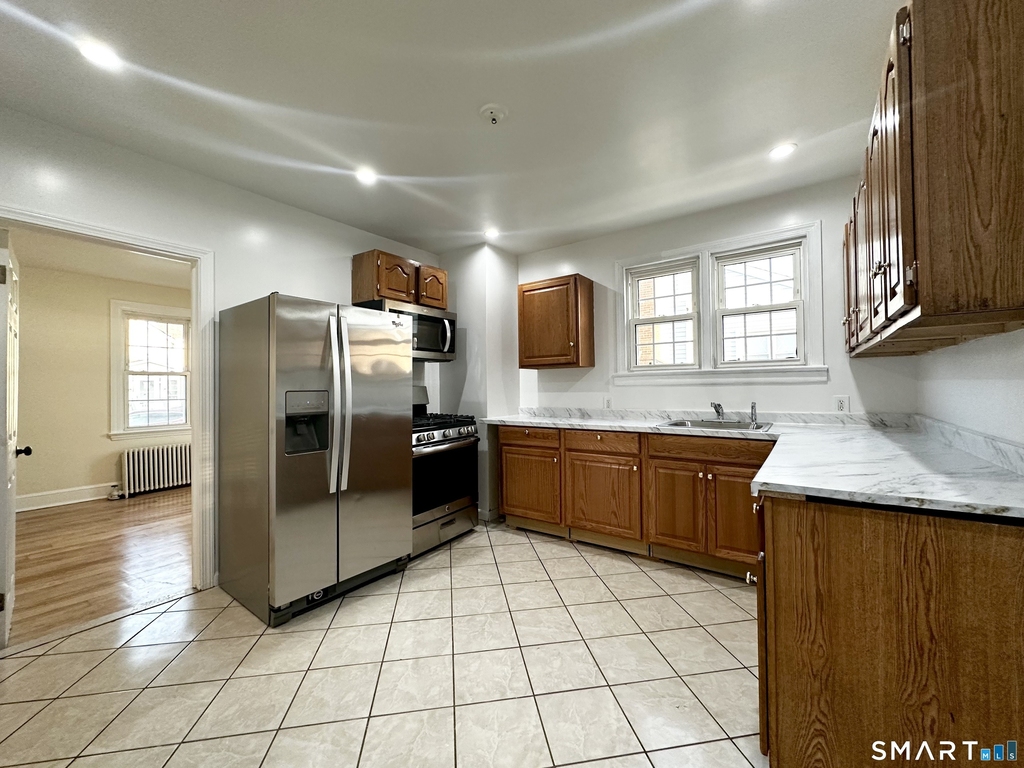 339 Thompson Street - Photo 13