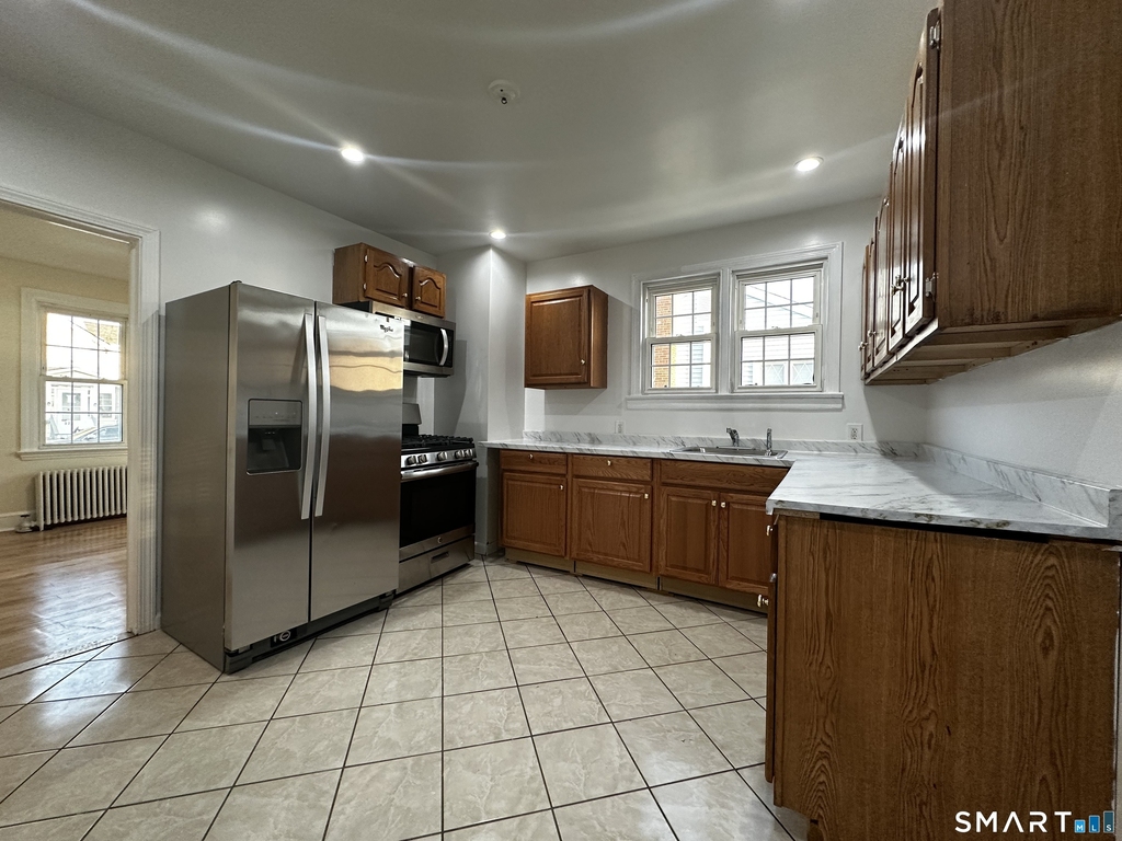 339 Thompson Street - Photo 14