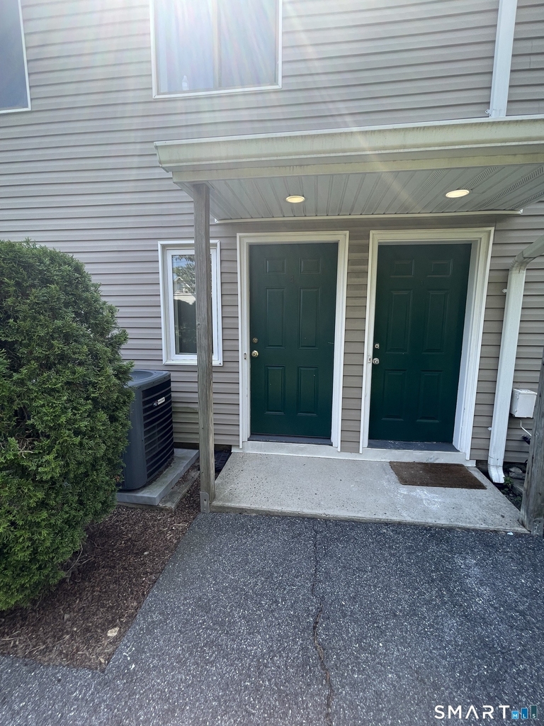 31 Stuart Avenue - Photo 0